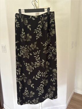 Geoffrey Beene Black Floral Maxi Skirt